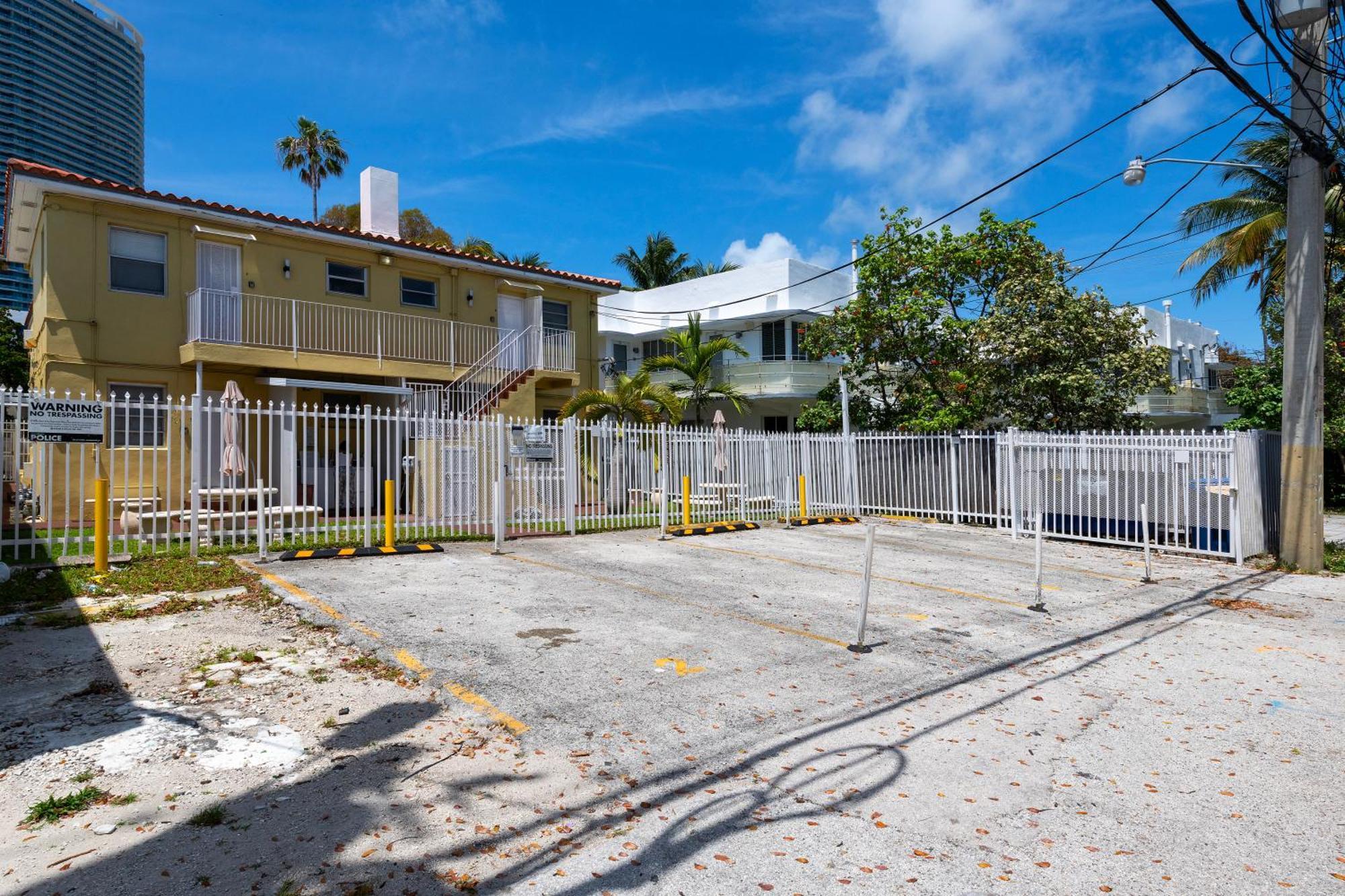Sunnys Days 5Th St Apartment Miami Beach Bagian luar foto